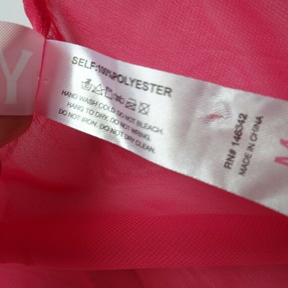 NWT YMI Swimwear Swim Cover-Up Wrap Shawl Topper Lightweight Sheer Lace Pink M - Picture 8 of 12